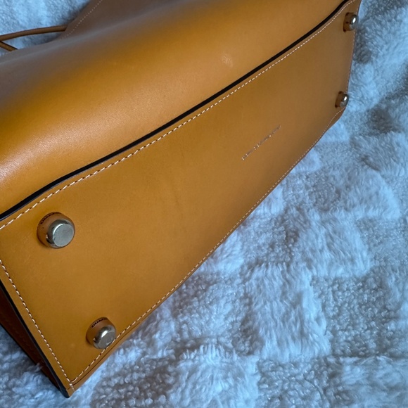 Pre-owned! Rare! Coach C9807 Cashin Carry 32 In Papaya Glovetanned Leather Tote - Picture 9 of 13